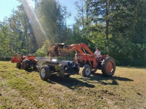Whatcom Conservation District Offers Manure Spreader for Loan